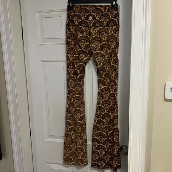 Yoga Democracy Original Bell in Art Deco Size Small - Picture 2 of 4